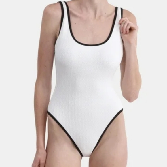 No Boundaries White and Black One Piece Swimsuit - Picture 1 of 3